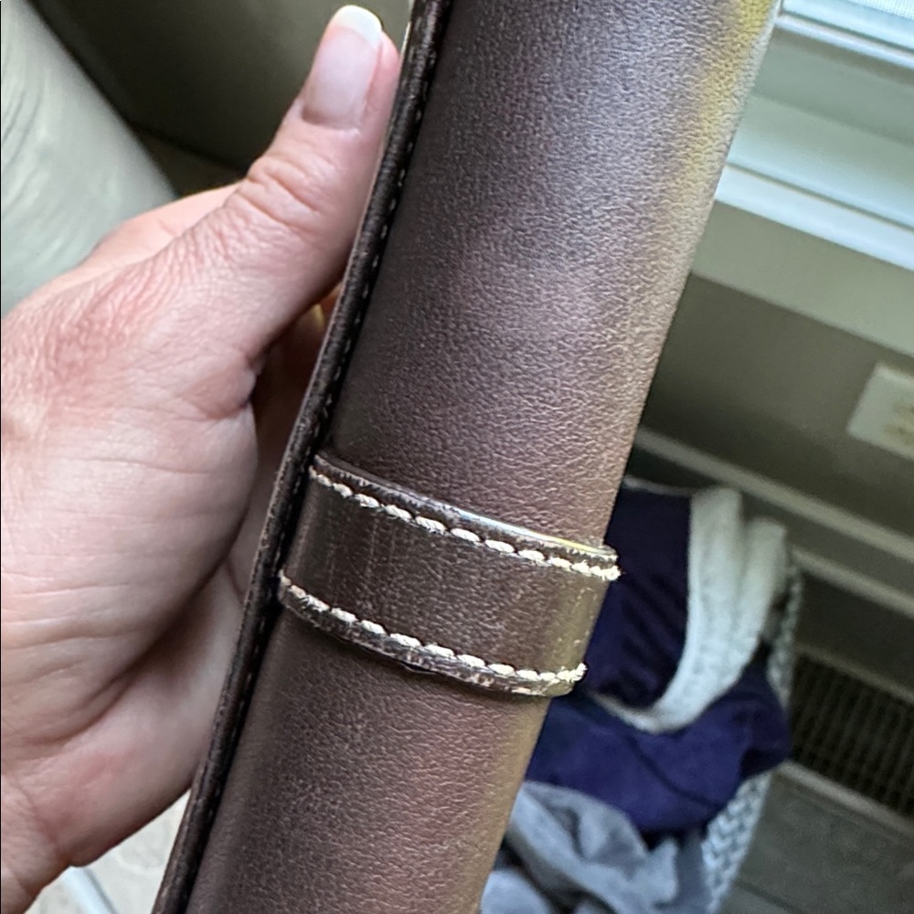 Coach Vintage Soho Brown Leather Buckle Bi-Fold Wallet with Silver Hardware - Picture 8 of 10